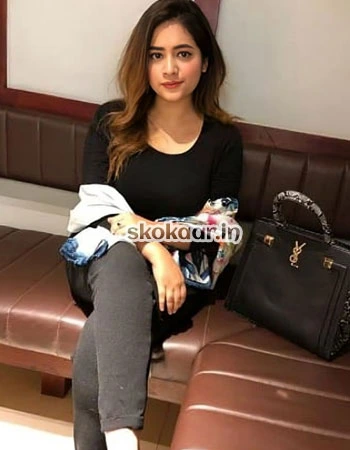 Niharika - Call Girls in Noida